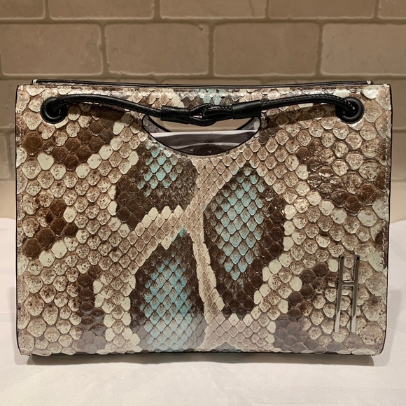 Hayward | 1712 Basket Bag in Aluminum Python - Picture 3 of 5